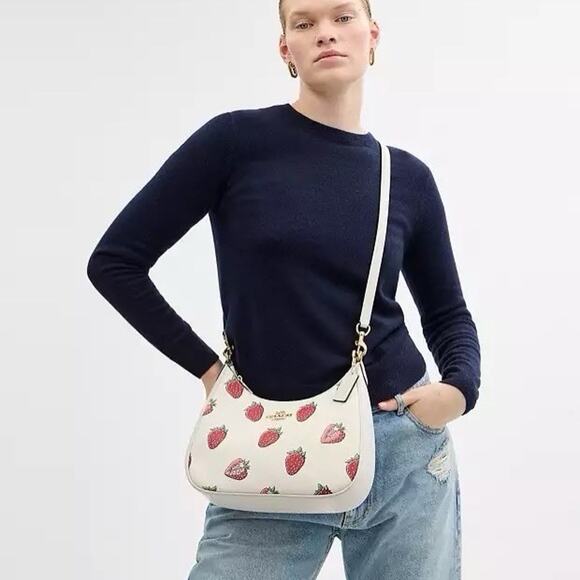 NWT COACH Teri Hobo Bag With Strawberry Print CAL67 Gold/Chalk - Picture 12 of 12